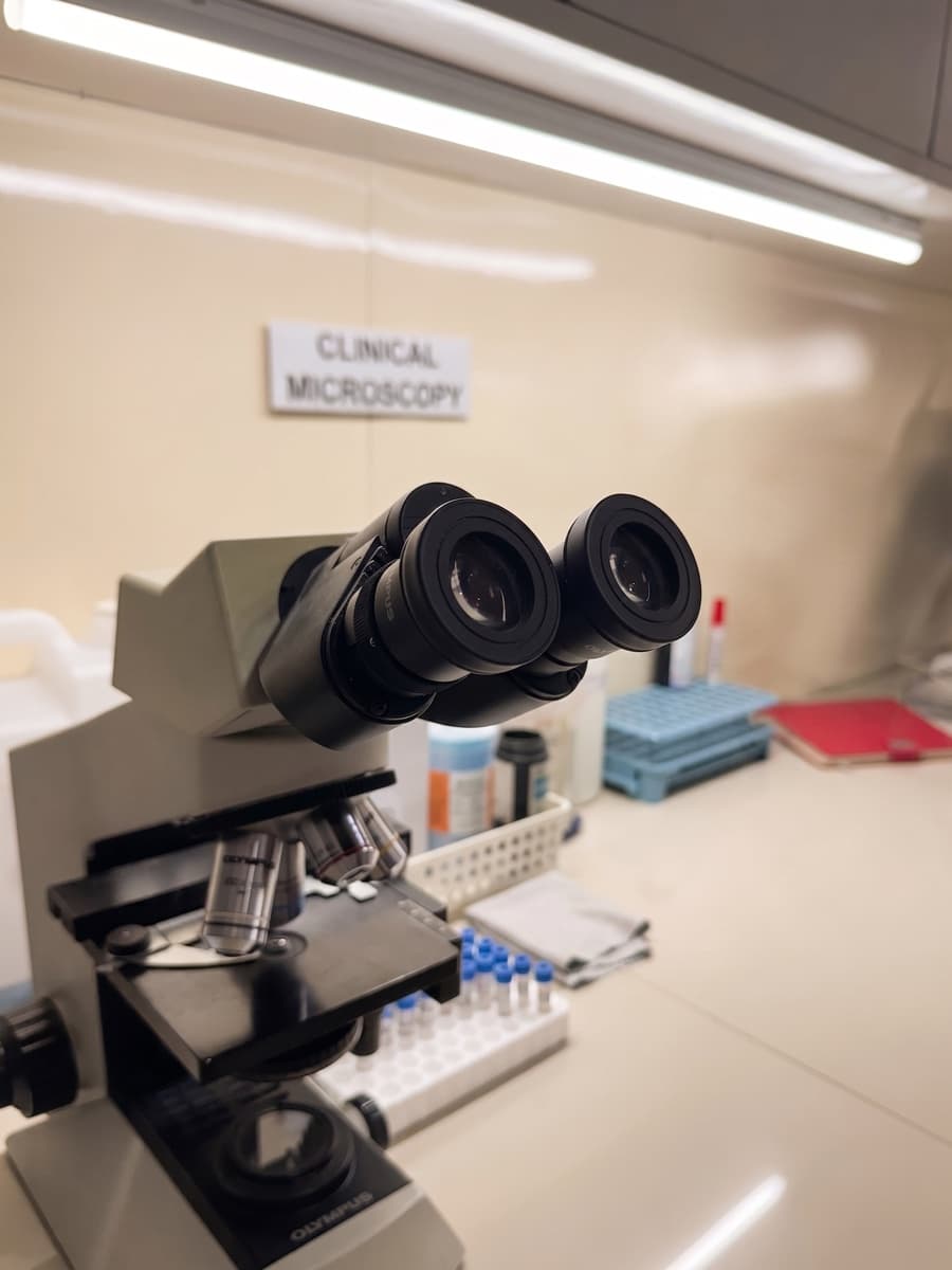Olympus microscope at the DRMed clinical microscopy bench